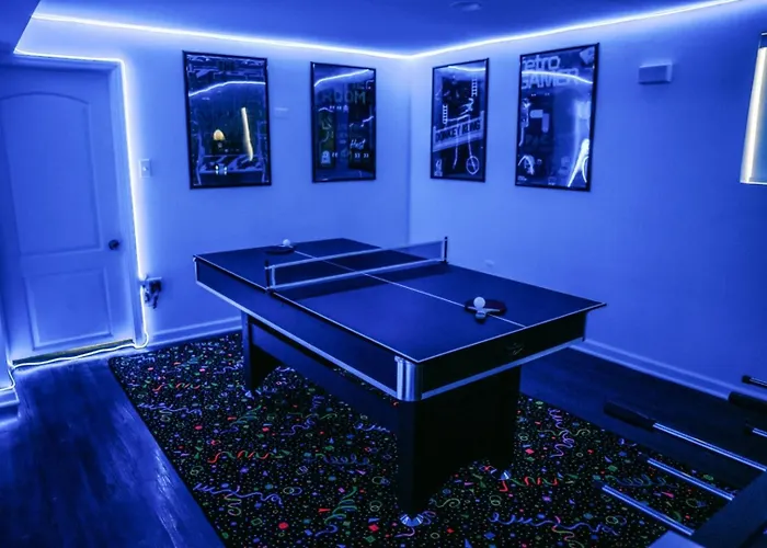 Sleeps 18 • 8br • Game • Gym • Theater Сasa de vacaciones *