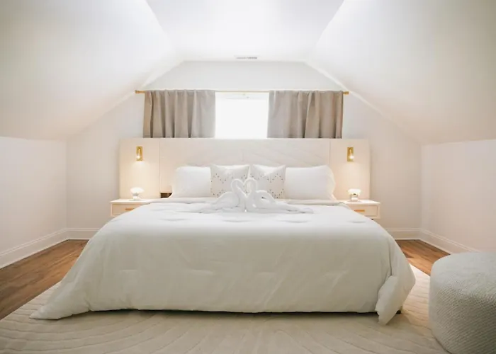 Sleeps 18 • 8br • Game • Gym • Theater Сasa de vacaciones *